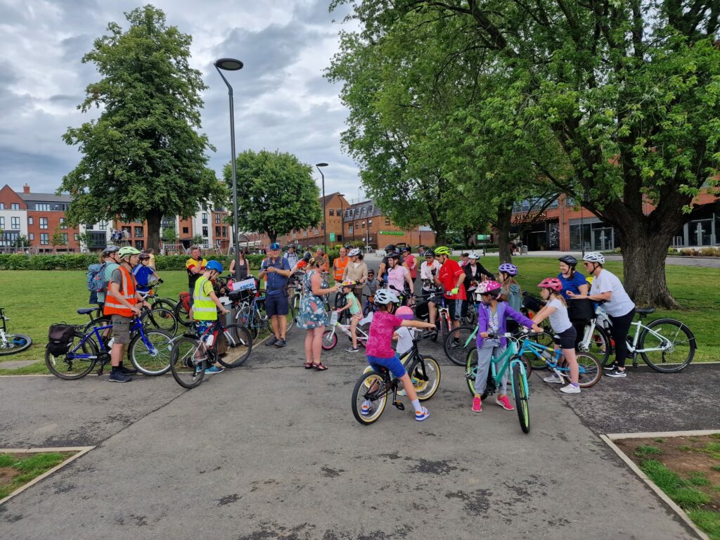 2023-07-08 at 15.00.07(1)-Alex