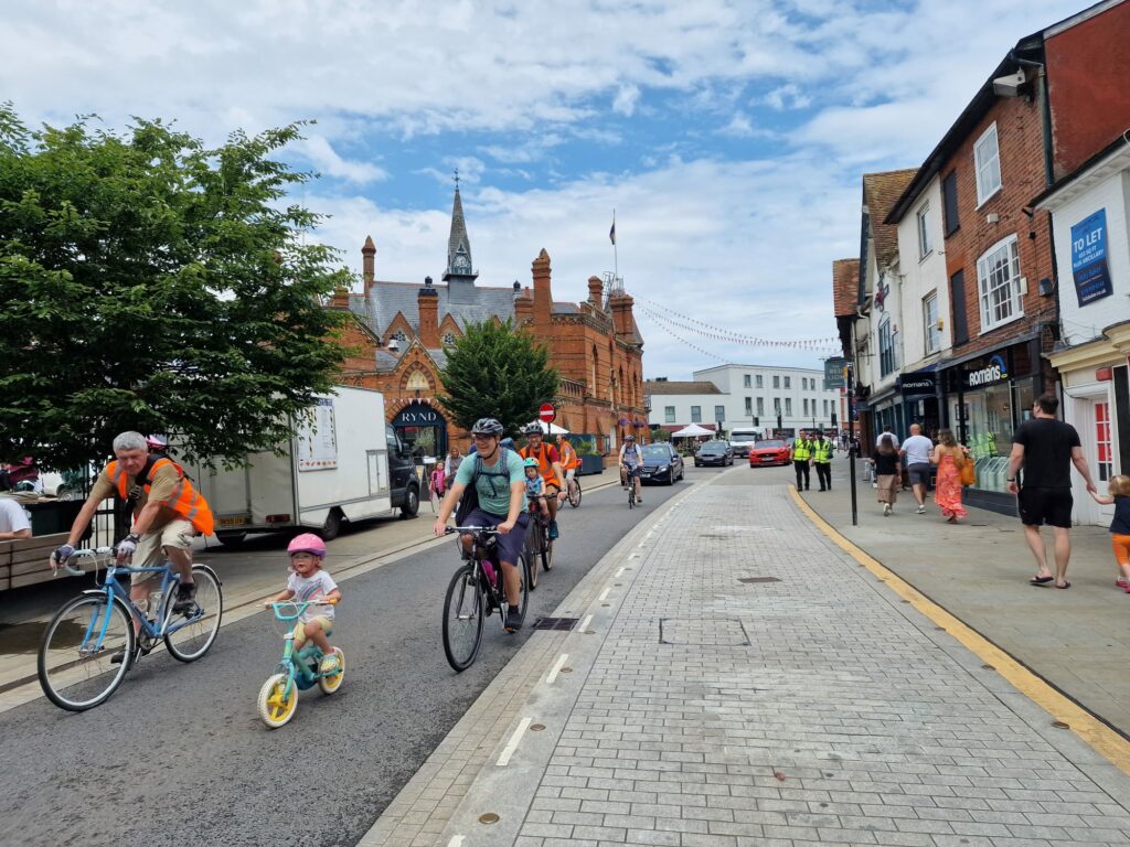 2023-07-08 at 15.00.21-Alex