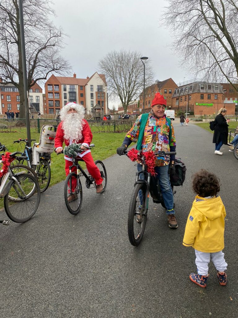 2023-12-16 at 15.04.10-Kat