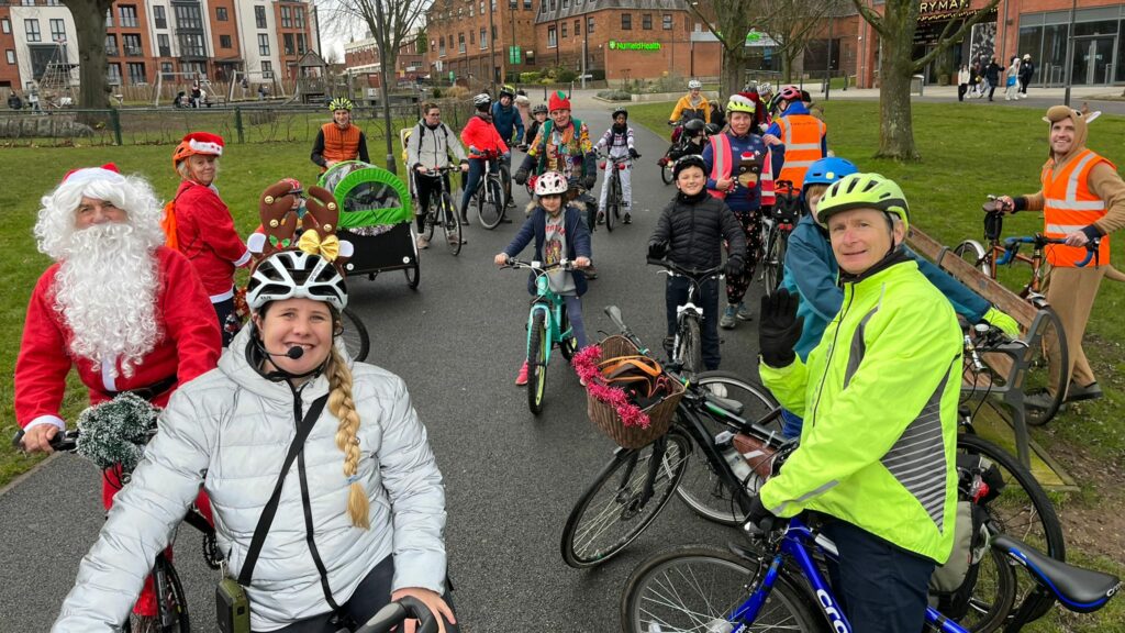 2023-12-16 at 17.04.10-Adrian